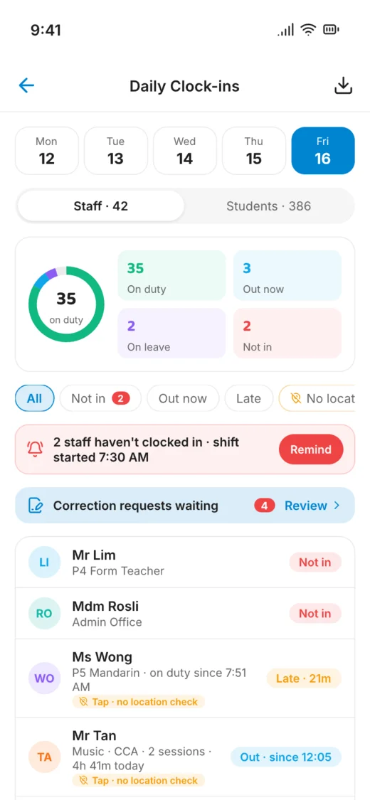 Staff daily clock-ins on the WooBee app